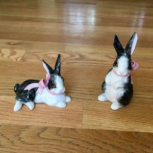Fitz & Floyd 'Pansy Parade' Rabbit Salt & Pepper